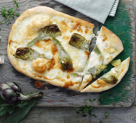 Pizza bianco with artichoke hearts