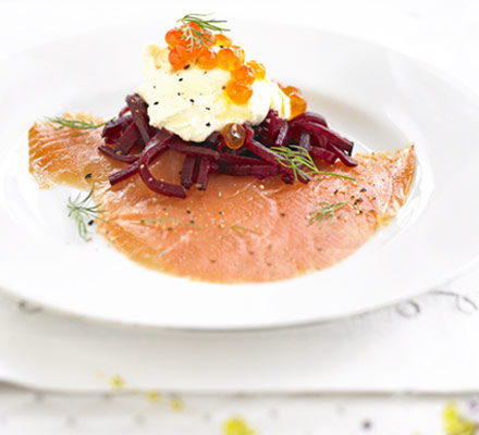 Smoked salmon with beetroot & vodka crme frache