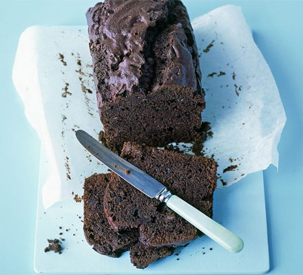Blitz-and-bake beetroot & chocolate cake