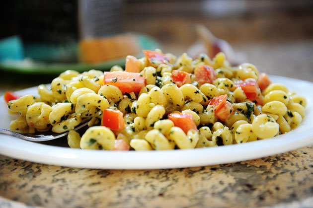 Pasta With Pesto Cream Sauce