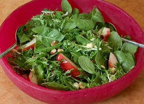 Baby Arugula Salad With Nectarines And Toasted Hazelnuts Recipe